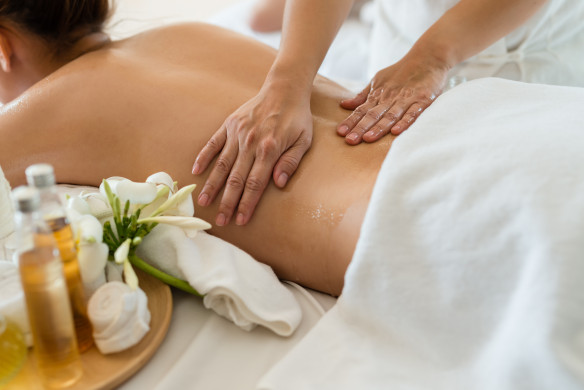 Aroma-Ganz~körper~massage